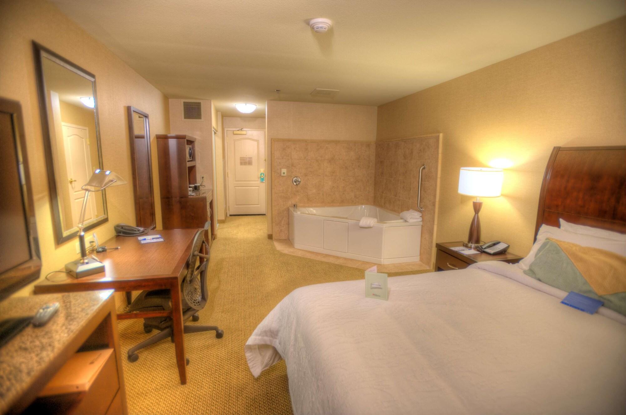 Hilton Garden Inn Omaha East/Council Bluffs Ruang foto