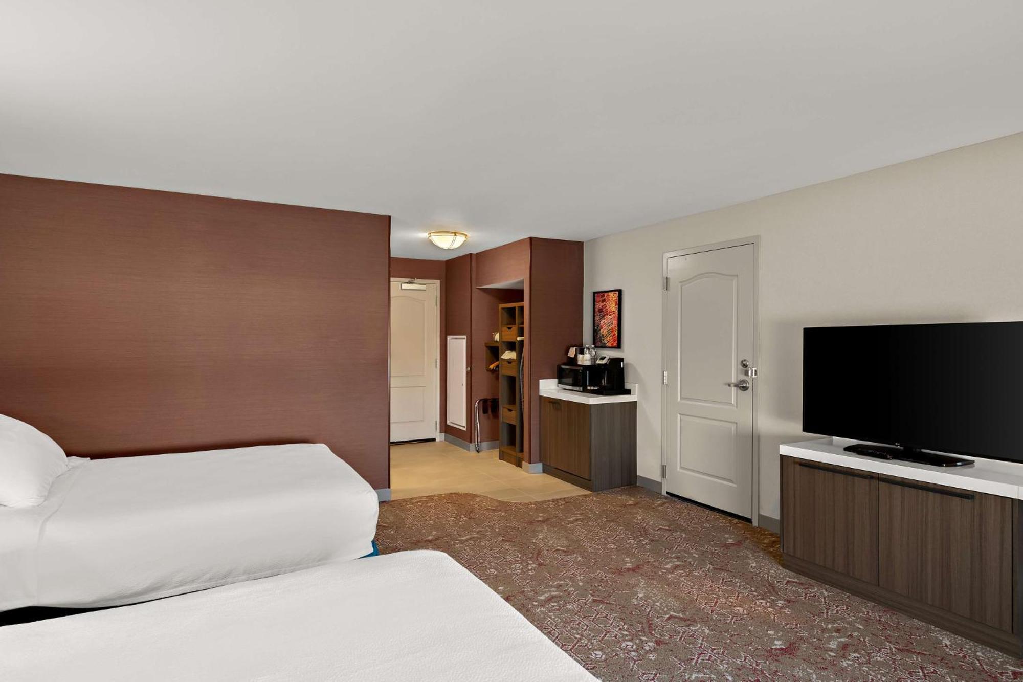 Hilton Garden Inn Omaha East/Council Bluffs Bagian luar foto