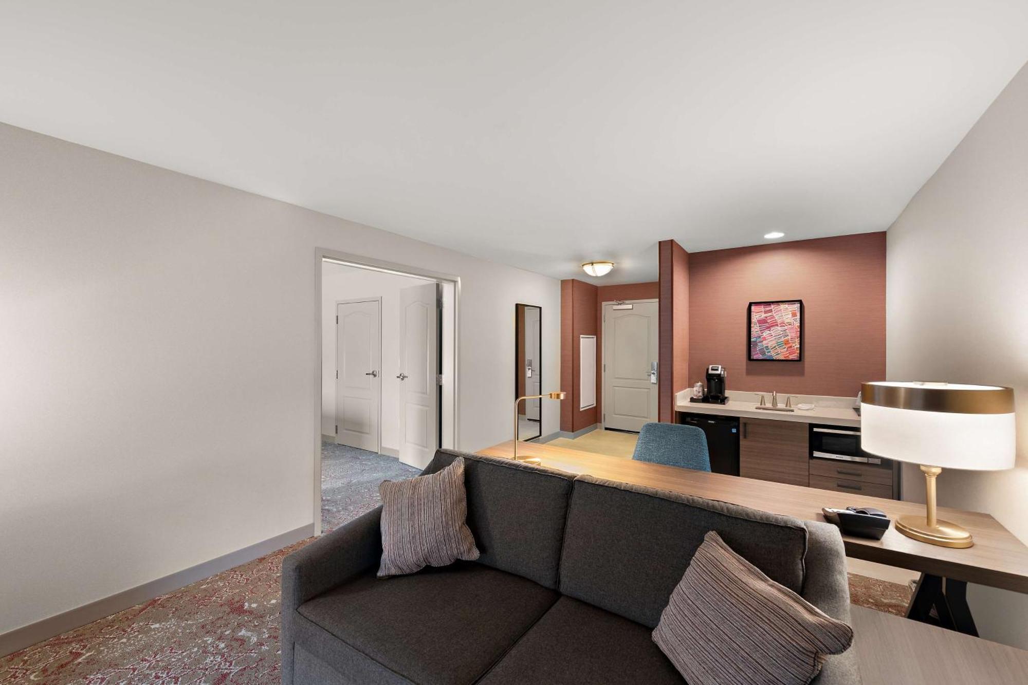 Hilton Garden Inn Omaha East/Council Bluffs Bagian luar foto