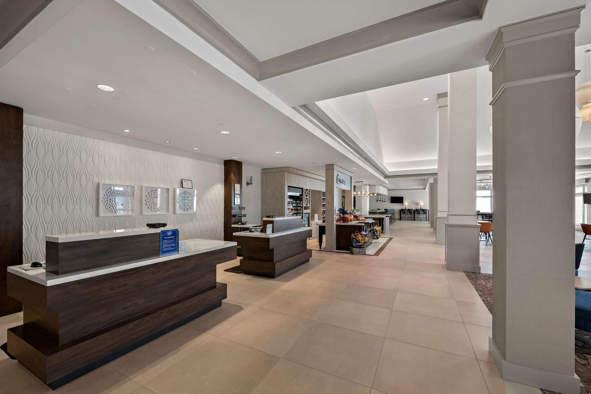Hilton Garden Inn Omaha East/Council Bluffs Bagian luar foto