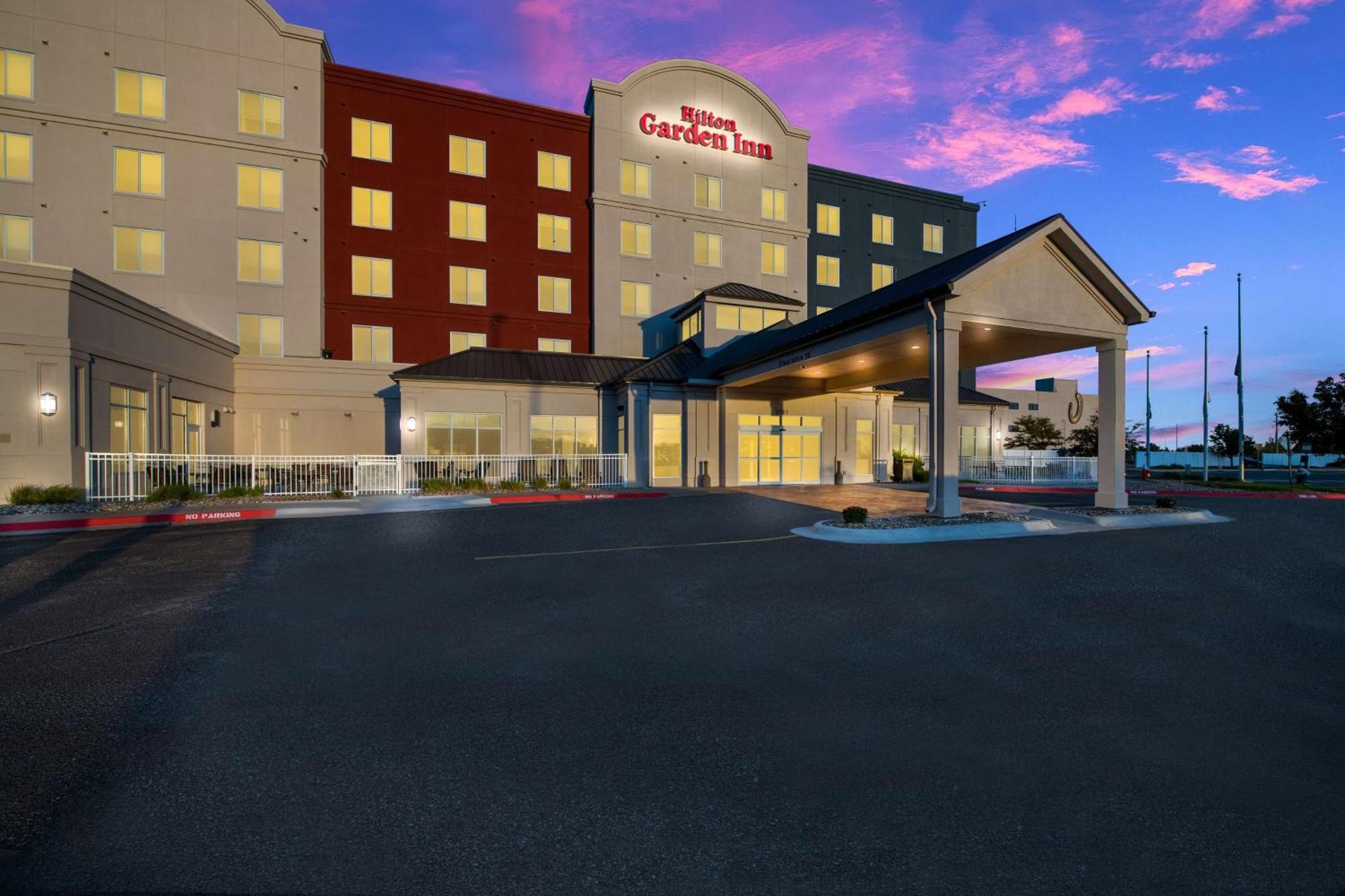 Hilton Garden Inn Omaha East/Council Bluffs Bagian luar foto